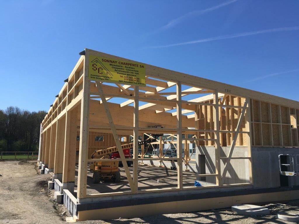 SonnayCharpente Charpente pres 4